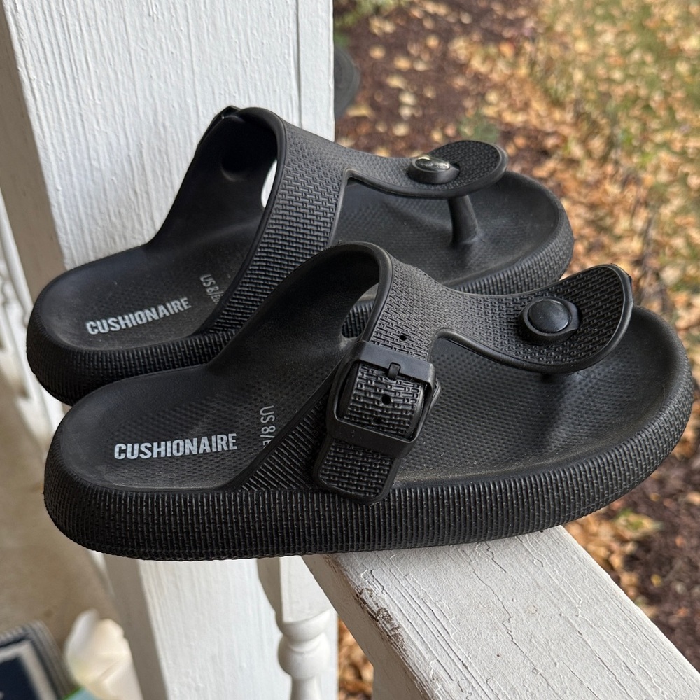 Cushionare flo cloud thong sandal